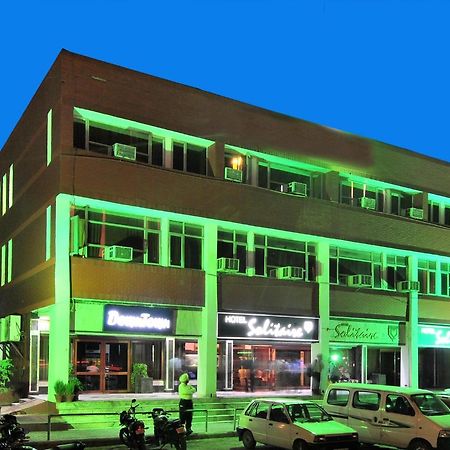 Hotel Solitaire Chandigarh - 10 Mins From Railway Station Exteriér fotografie