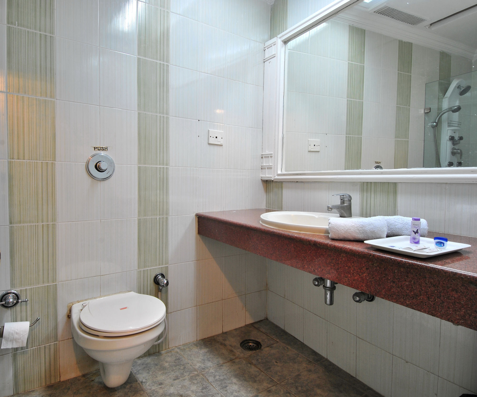 Hotel Solitaire Chandigarh - 10 Mins From Railway Station Exteriér fotografie
